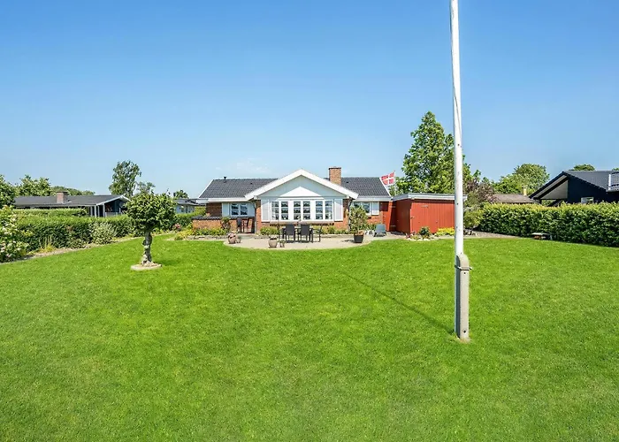 3 Bedroom Cozy In Σπίτι διακοπών *